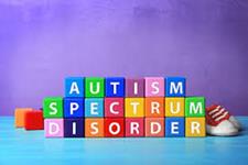 استفاده از سلول های بنیادی و هم چنین مداخلات آموزشی می تواند کمک قابل توجهی به کودکان مبتلا به اوتیسم باشد